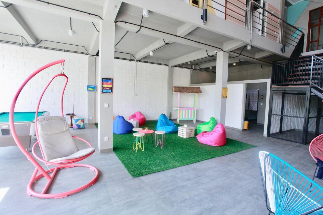 Beach Hut Hostel Кута Екстер'єр фото