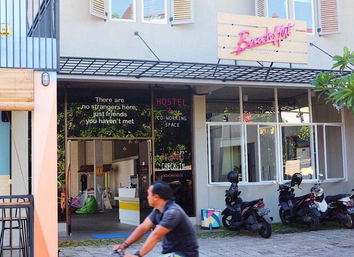 Beach Hut Hostel Кута Екстер'єр фото