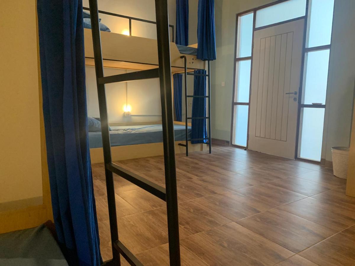 Beach Hut Hostel Кута Екстер'єр фото